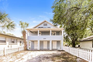 4010 1st Ave S St Petersburg, FL 33711